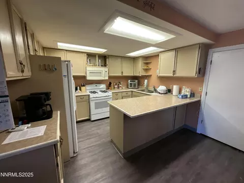 Kitchen - 151 Bateman St, Austin, NV 89310 photo 2 of 2
