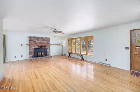 Living - 2700 Lone Tree Rd, Fallon, NV 89406 photo 1 of 2