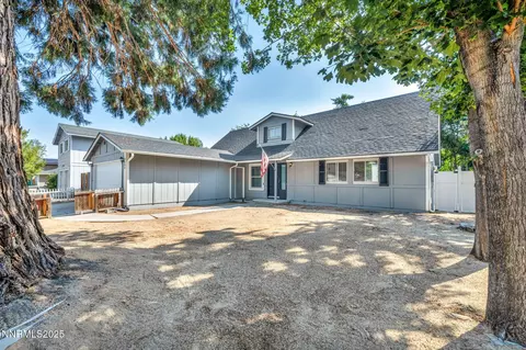 7304 Windmill Dr, Reno, NV 89511