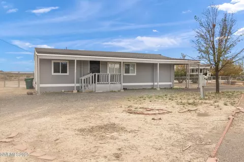 2880 Talapoosa St, Silver Springs, NV 89429