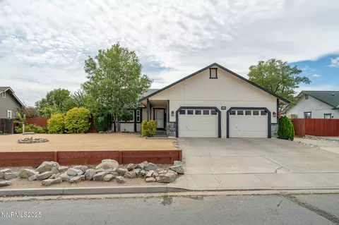 160 Ember Dr, Sparks, NV 89436
