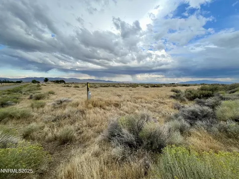 4050 Pioneer Dr, Winnemucca, NV 89445