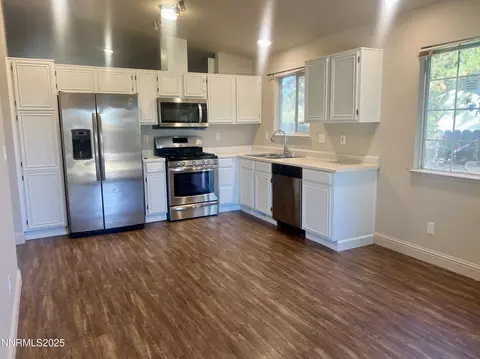 Kitchen - 6270 W Chinook Ct, Sun Valley, NV 89433 photo 2 of 3