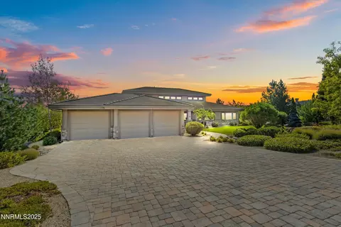 14300 Swift Creek Ct, Reno, NV 89511