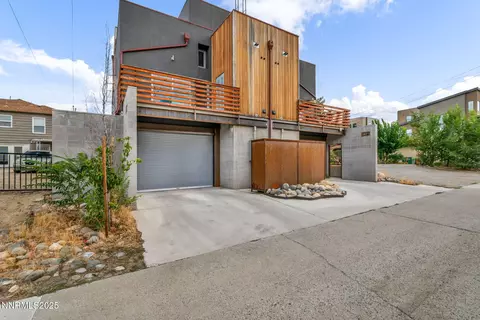 343 347 Mount Rose St, Reno, NV 89509