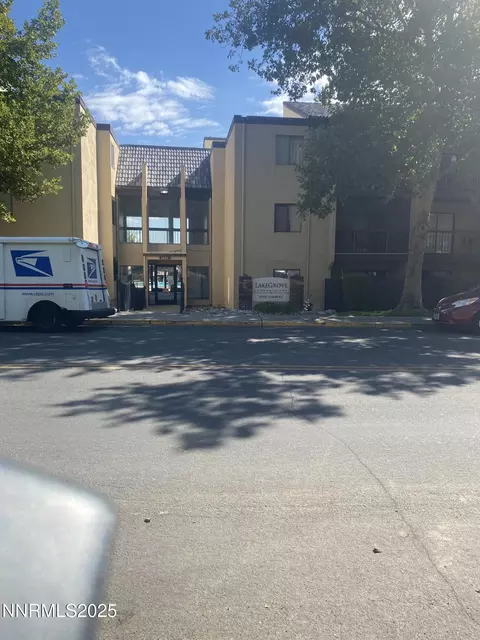 2450 Lymbery #113, Reno, NV 89509