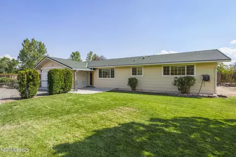 805 Lyell Way, Gardnerville, NV 89460