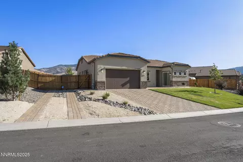 8352 Endsley Dr, Reno, NV 89523
