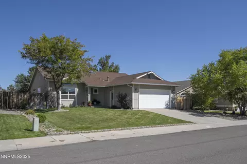 1422 Purple Sage Dr, Gardnerville, NV 89460