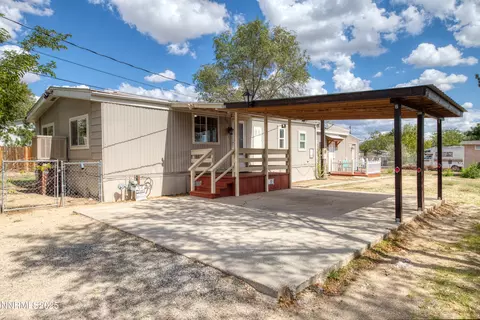 5760 Leon Dr, Sun Valley, NV 89433