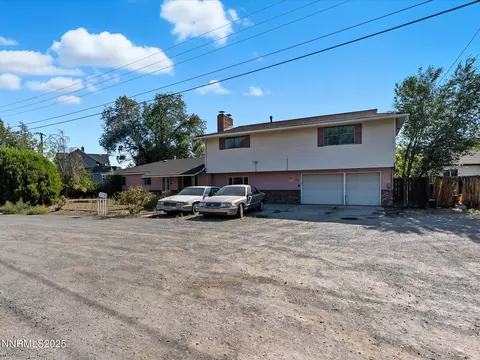 1005 10th St, Sparks, NV 89431