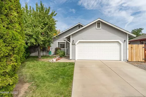6671 April St, Sparks, NV 89436