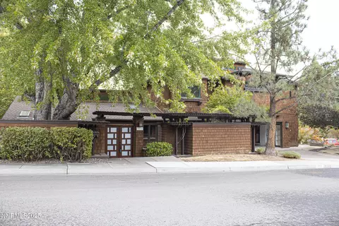 3855 Heavenly Valley Ln, Reno, NV 89509