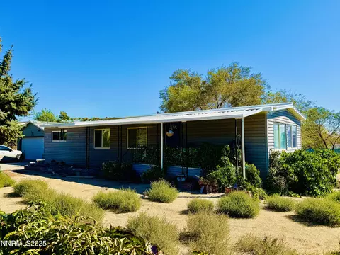 5570 Sidehill Dr, Sun Valley, NV 89433
