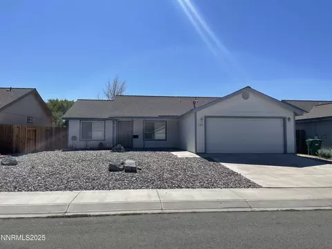 636 Brook Ln, Fernley, NV 89408