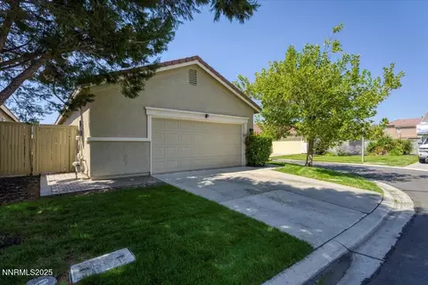 1612 Mountain Ln, Reno, NV 89521