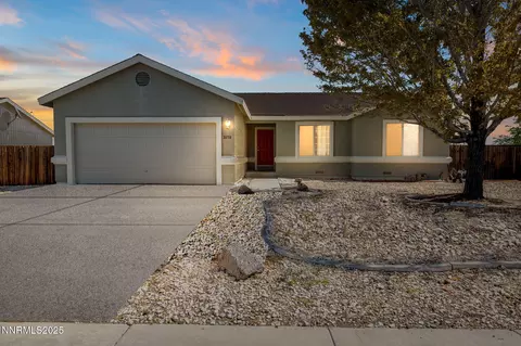 3170 Spring Cir, Silver Springs, NV 89429