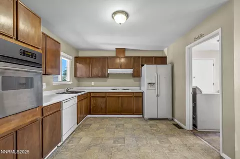 Kitchen - 3235 Bryan St, Reno, NV 89503 photo 2 of 4
