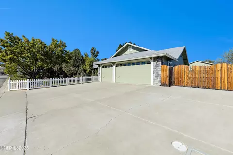 170 Veronica Ave, Sparks, NV 89436