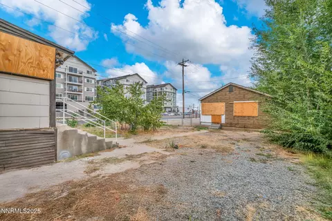 Exterior - 344 E 7th St, Reno, NV 89512 photo 17 of 18