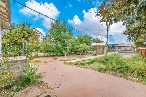 Exterior - 344 E 7th St, Reno, NV 89512 photo 16 of 18