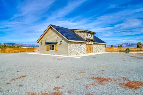 Exterior - 6200 Westside Rd, Calpine, CA 96124 photo 22 of 40