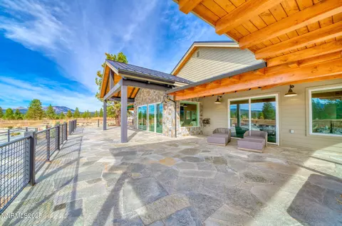 Exterior - 6200 Westside Rd, Calpine, CA 96124 photo 4 of 40