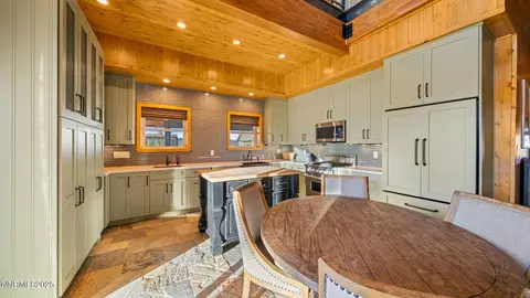 Kitchen - 6200 Westside Rd, Calpine, CA 96124 photo 8 of 10