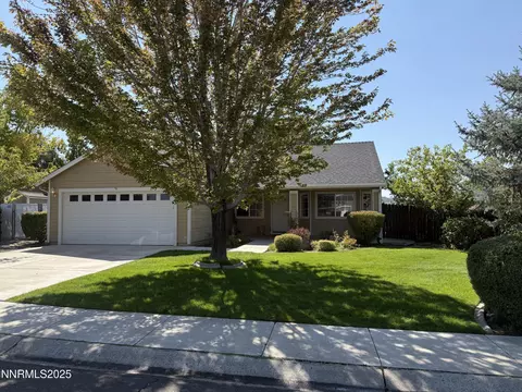 723 Hornet Dr, Gardnerville, NV 89460