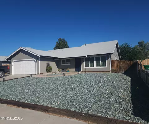 216 Gordon Ln, Dayton, NV 89403