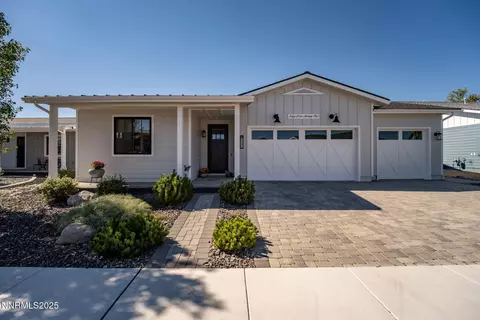 6421 Bonde Farms Ln, Reno, NV 89511