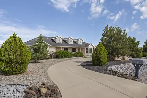 1094 Rawhide Dr, Fernley, NV 89408