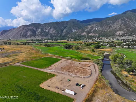 2460 Deerhaven, Minden, NV 89423 photo 4
