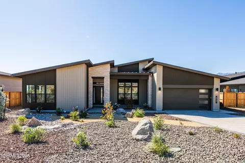 517 Cottontail Ct, Genoa, NV 89411