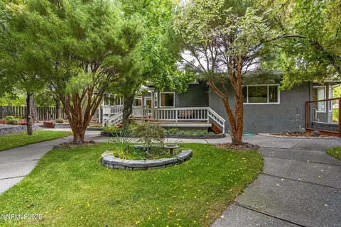 Exterior - 4265 Hackamore Dr, Reno, NV 89519 photo 16 of 27