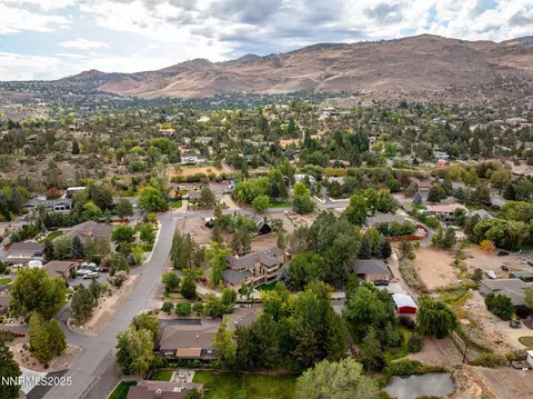 View/Area - 4265 Hackamore Dr, Reno, NV 89519 photo 8 of 9
