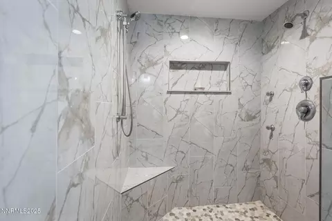 Bath - 4265 Hackamore Dr, Reno, NV 89519 photo 3 of 4