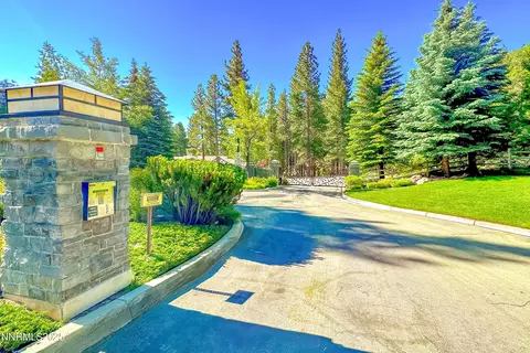 248 E Jeffrey Pine Rd, Reno, NV 89511