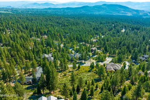 248 E Jeffrey Pine Rd, Reno, NV 89511 photo 2