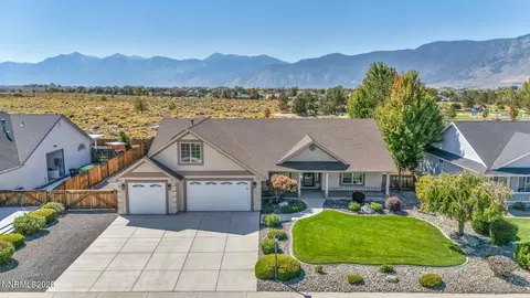 2882 La Cresta Cir, Minden, NV 89423