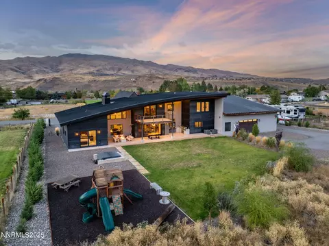2255 Warrior Ln, Reno, NV 89523
