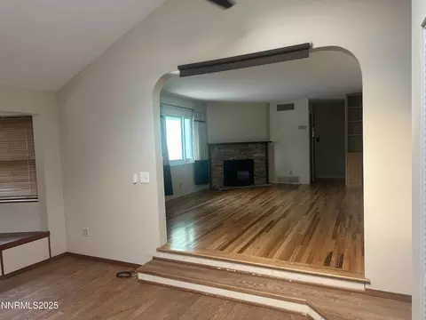 Living - 880 Ruby Ave, Reno, NV 89503 photo 4 of 7
