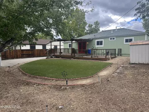 Exterior - 880 Ruby Ave, Reno, NV 89503 photo 4 of 10