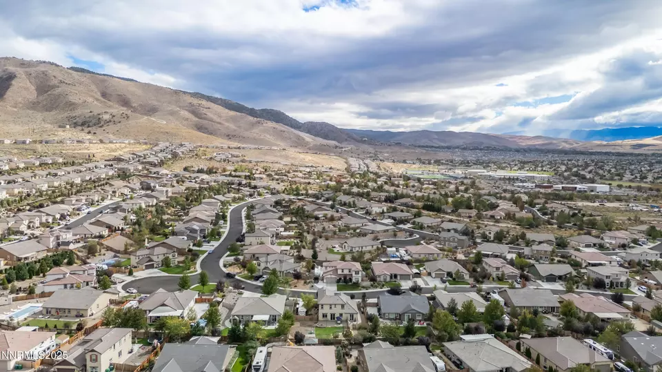 View/Area - 2830 Tobiano Dr, Reno, NV 89521 photo 9 of 11