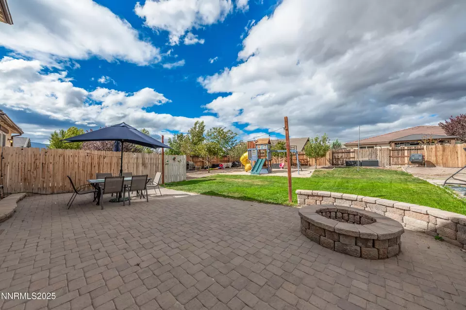 Exterior - 2830 Tobiano Dr, Reno, NV 89521 photo 4 of 11