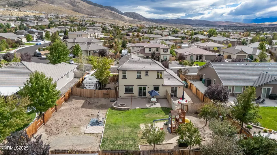 View/Area - 2830 Tobiano Dr, Reno, NV 89521 photo 3 of 11