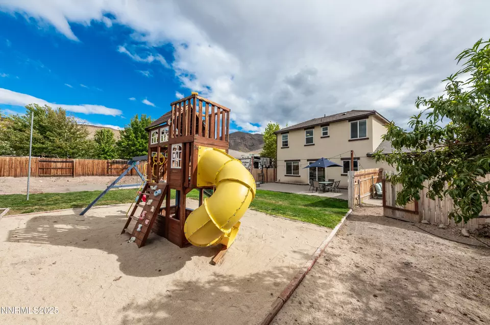Exterior - 2830 Tobiano Dr, Reno, NV 89521 photo 7 of 11