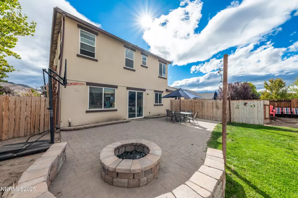 Exterior - 2830 Tobiano Dr, Reno, NV 89521 photo 5 of 11