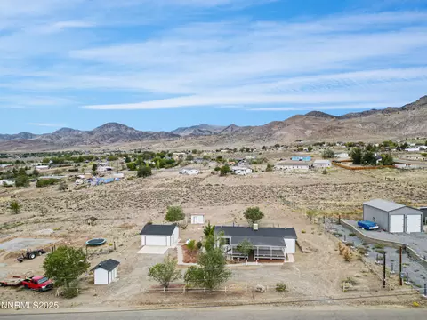 209 Elizabeth Ln, Dayton, NV 89403