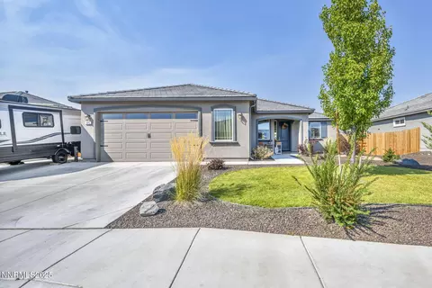 1071 Iron King Dr, Sparks, NV 89441